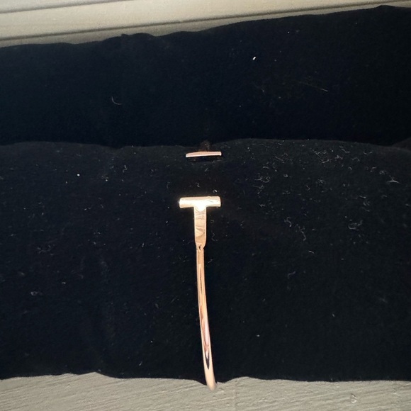 Rose Gold T-Bar Bracelet - Picture 2 of 2